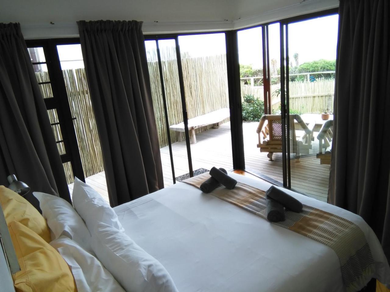 Beach House Jeffreys Bay Exterior photo